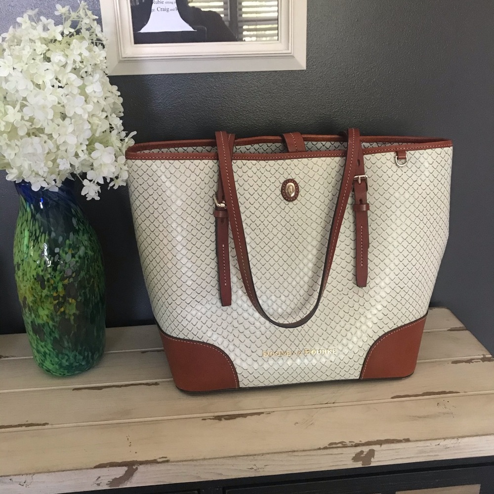 DOONEY & BOURKE BAG